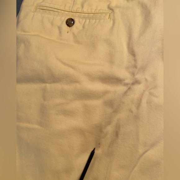 Roundtree & Yorke Men’s Cotton Yellow Shorts, size 42 - Picture 5 of 5